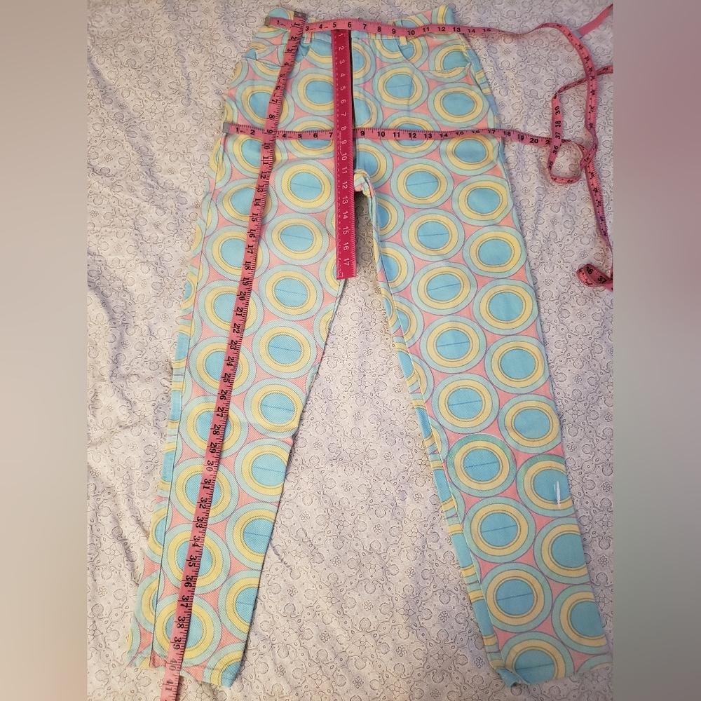 Colorful Geometric Patterned Pants - Picture 4 of 10